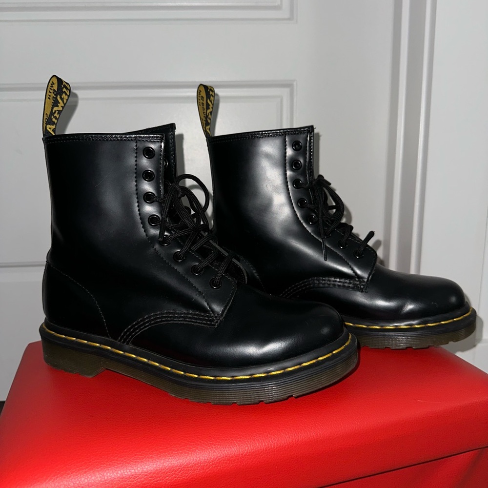 Women’s Dr. Martens